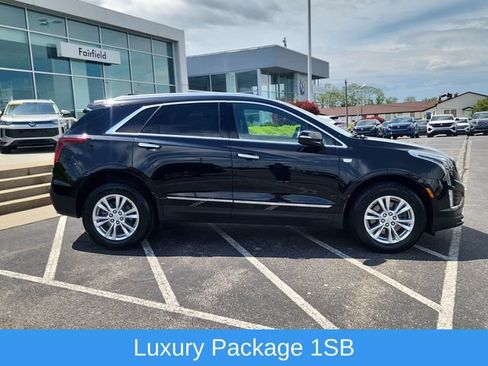 Used 2022 Cadillac XT5 Luxury AWD/4WD image 2