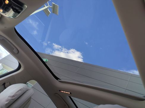 Used 2023 Mercedes-Benz EQS 450+ 4MATIC SUV image 16