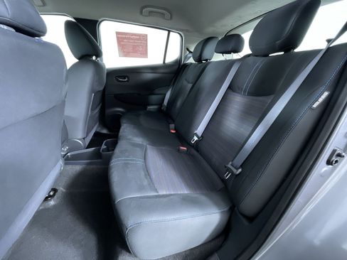 Certified 2025 Nissan Leaf S FWD image 20