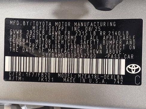 Used 2025 Toyota Corolla LE FWD image 33