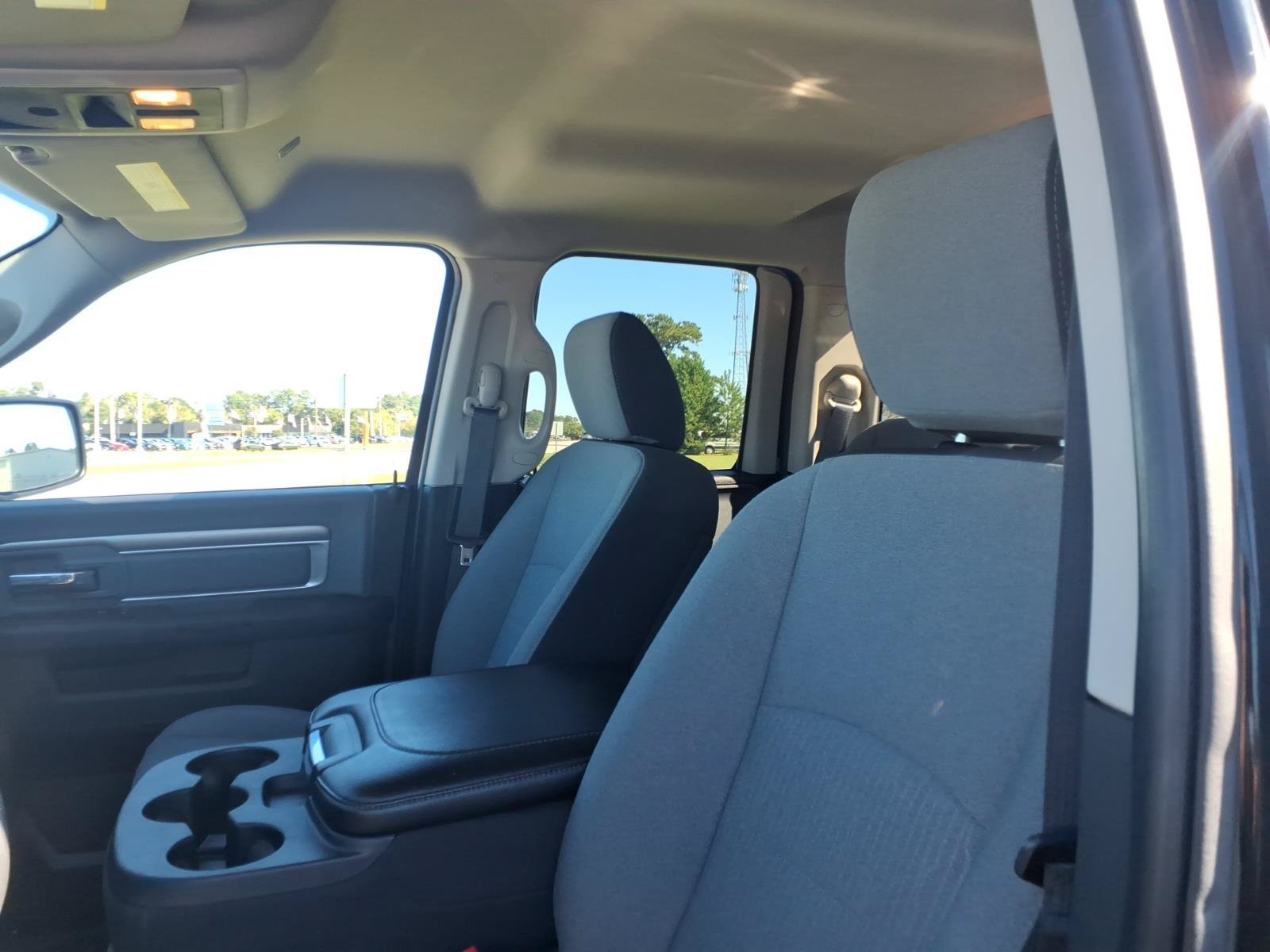 Used 2024 RAM 1500 Classic SLT AWD/4WD image 15