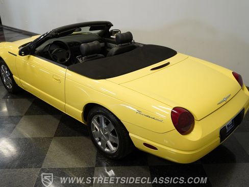 Used 2002 Ford Thunderbird image 37