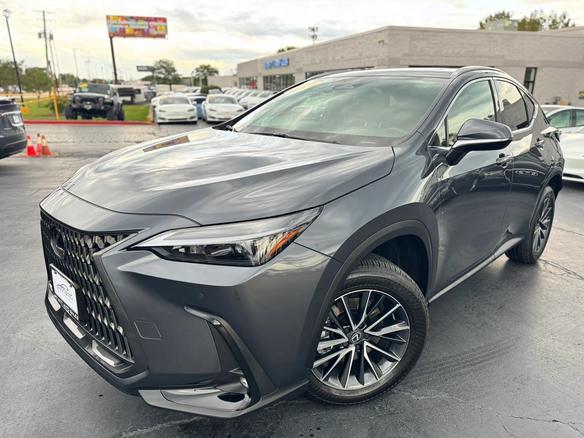 Used 2025 Lexus NX 350 AWD w/ Accessory Package (2T) image 1