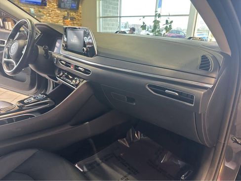 Used 2020 Hyundai Sonata SEL w/ Premium + Sunroof Package FWD image 27