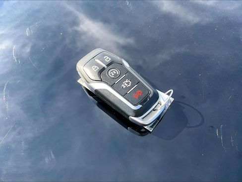 Used 2016 Ford F150 Lariat w/ Equipment Group 501A Mid image 39