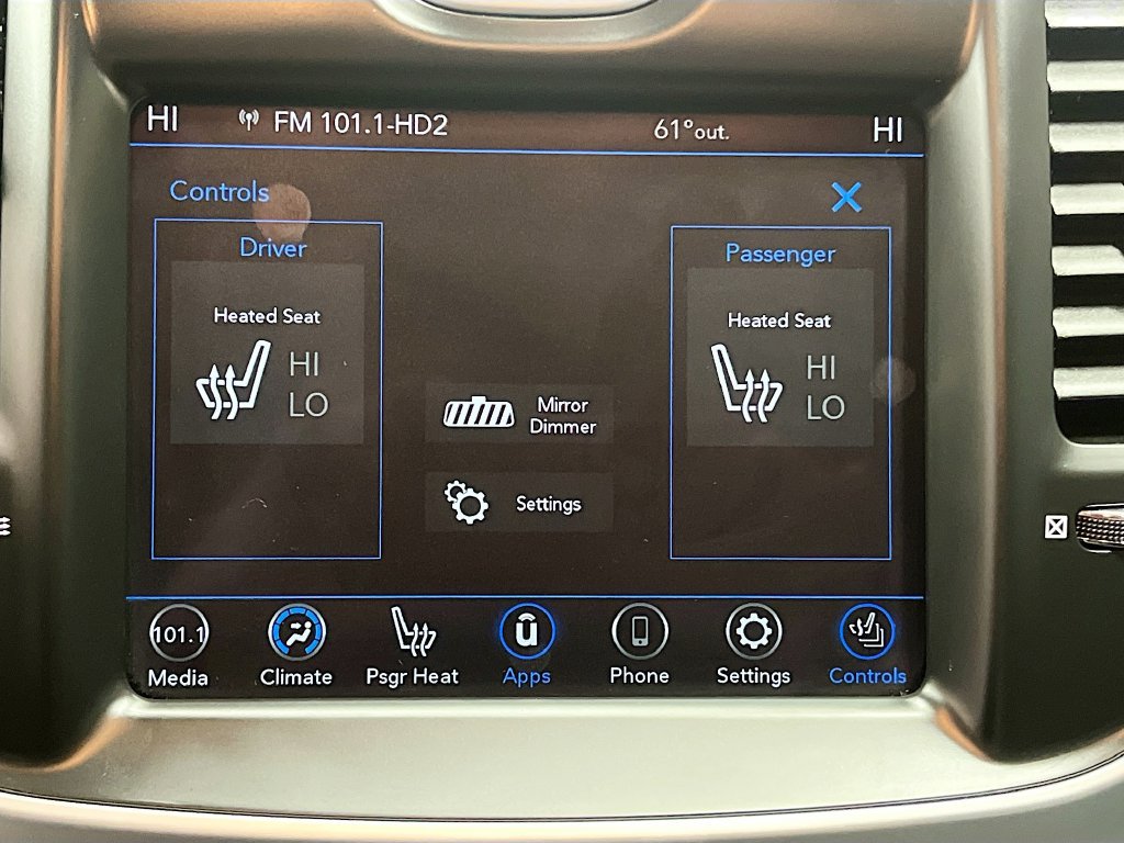 Used 2022 Chrysler 300 Touring L RWD image 19