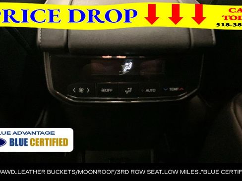 Used 2020 Toyota Highlander XLE image 26