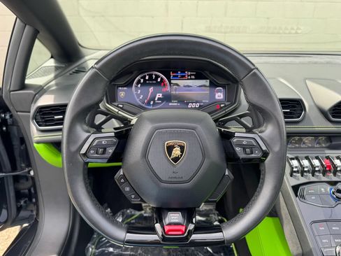 Used 2017 Lamborghini Huracan LP 610-4 AWD/4WD image 51
