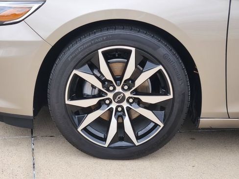 Used 2024 Chevrolet Malibu RS FWD image 17