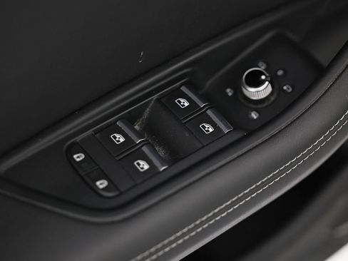 Used 2022 Audi A4 2.0T Premium Plus AWD/4WD image 22