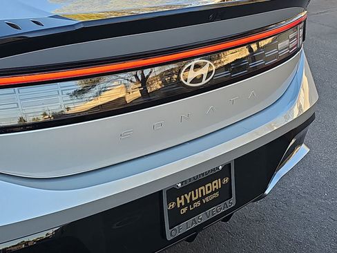 Used 2025 Hyundai Sonata SEL FWD image 11