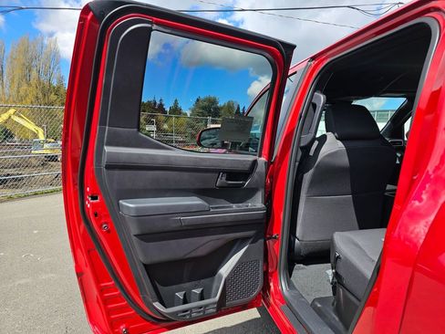 New 2026 Toyota Tacoma SR5 AWD/4WD image 15