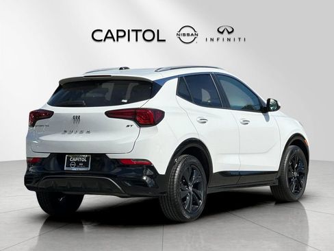 Used 2024 Buick Encore GX Sport Touring image 5