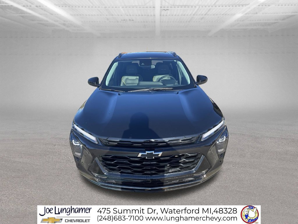 Used 2024 Chevrolet Trax ACTIV w/ Sunroof Package FWD image 9