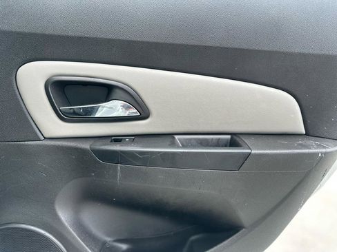 Used 2011 Chevrolet Cruze LS w/ Connectivity Package FWD image 16