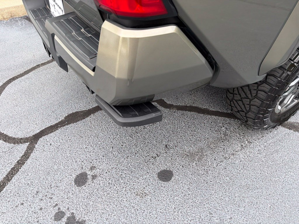 Used 2025 Toyota Tacoma TRD Sport RWD image 11