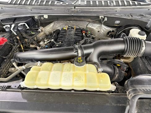 Used 2021 Ford Expedition Limited RWD image 37