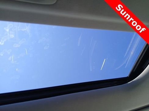 New 2026 Kia Seltos SX w/ SX Sunroof Package image 45