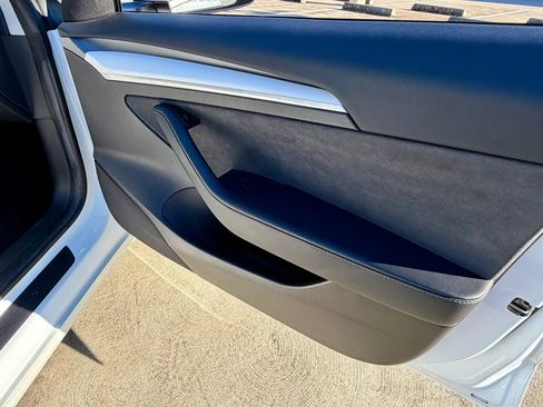 Used 2023 Tesla Model 3 Standard Range RWD image 27