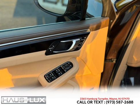 Used 2017 Porsche Macan S image 15