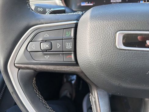 Certified 2023 Jeep Grand Cherokee L Limited AWD/4WD image 63