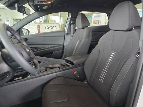 New 2026 Hyundai Elantra Sport w/ Cargo Package FWD image 17