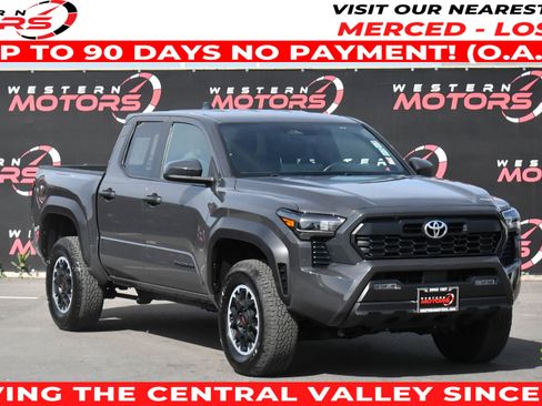 Used 2024 Toyota Tacoma TRD Sport image 1