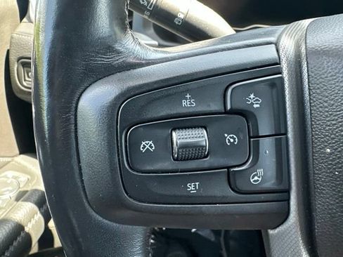 Used 2022 GMC Yukon XL Denali AWD/4WD image 24