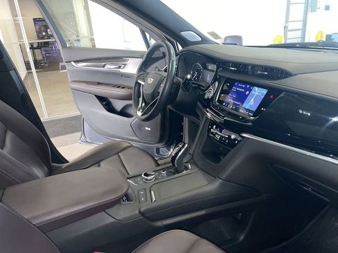 Certified 2024 Cadillac XT6 Premium Luxury w/ LPO, Floor Liner Package image 34