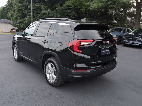 Used 2024 GMC Terrain SLE w/ Driver Convenience Package AWD/4WD image 11