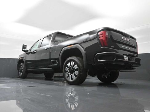 New 2025 GMC Sierra 2500 Denali w/ Technology Package image 22