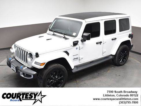 Used 2023 Jeep Wrangler Sahara w/ Cold Weather Group image 36