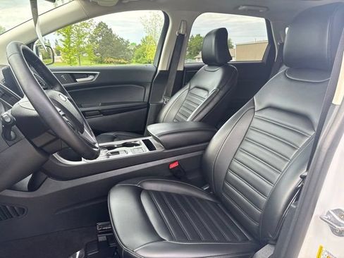 Certified 2024 Ford Edge SEL w/ Convenience Package AWD/4WD image 12