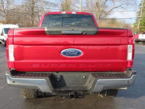 Used 2017 Ford F350 Lariat w/ Chrome Package image 5