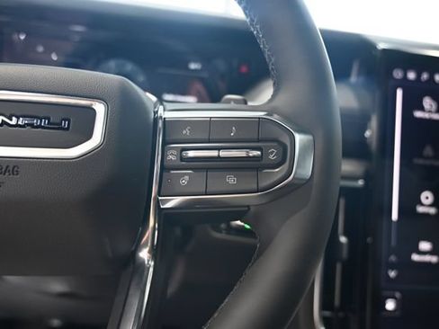 New 2026 GMC Yukon Denali w/ Advanced Technology Package AWD/4WD image 26