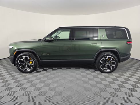 Used 2023 Rivian R1S Adventure image 2