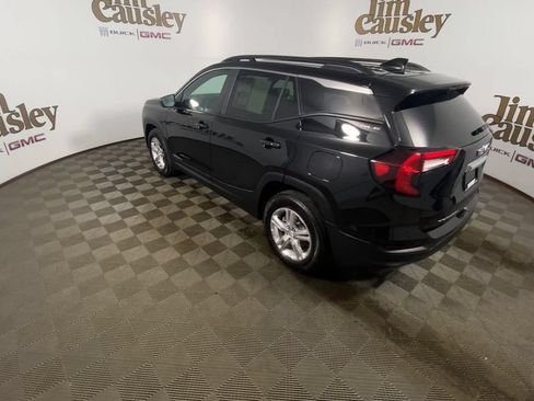Certified 2023 GMC Terrain SLE w/ Driver Convenience Package FWD image 6