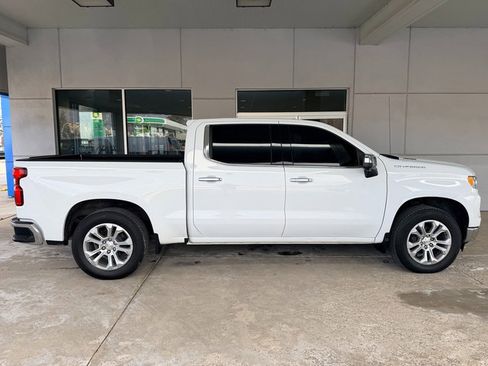 Used 2023 Chevrolet Silverado 1500 LTZ AWD/4WD image 5