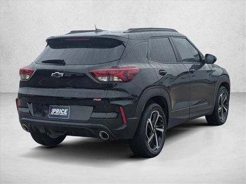 Used 2023 Chevrolet TrailBlazer RS w/ Sun and Liftgate Package FWD image 5