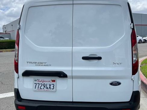 Used 2023 Ford Transit Connect XLT FWD image 4