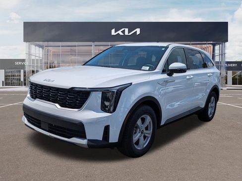 Certified 2025 Kia Sorento LX FWD image 6