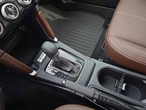 Used 2018 Subaru Forester 2.5i Touring w/ Popular Package #3B image 21