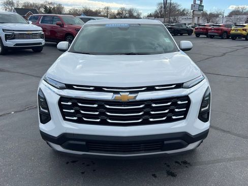 Used 2026 Chevrolet Equinox LT AWD/4WD image 5