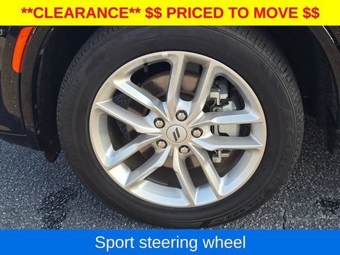 Used 2025 Dodge Durango GT AWD/4WD image 32
