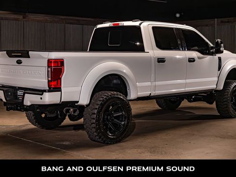Used 2022 Ford F250 Lariat w/ Black Appearance Package AWD/4WD image 9