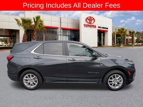 Used 2023 Chevrolet Equinox LT FWD image 3