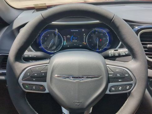 New 2026 Chrysler Voyager LX image 32