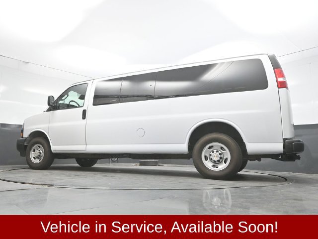 Used 2024 Chevrolet Express 3500 LS RWD image 32