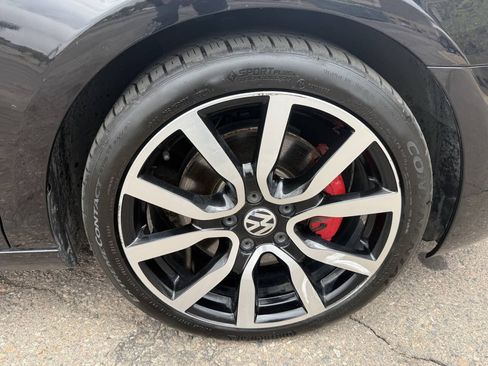 Used 2014 Volkswagen GTI Driver's Edition FWD image 15
