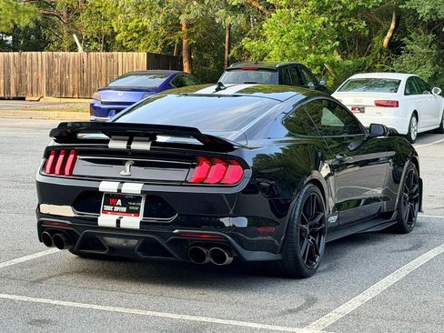 Used 2022 Ford Mustang Shelby GT500 w/ Handling Package RWD image 4